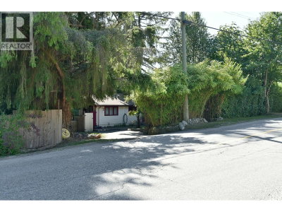 611 GOWER POINT Road | Gibsons British Columbia | Slide Image Thirty-four