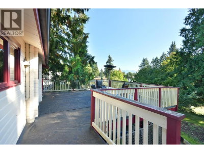611 GOWER POINT Road | Gibsons British Columbia | Slide Image Eight