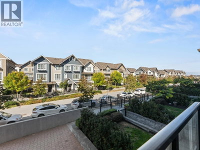 1792 STARLING Drive | Tsawwassen British Columbia | Slide Image Fifteen