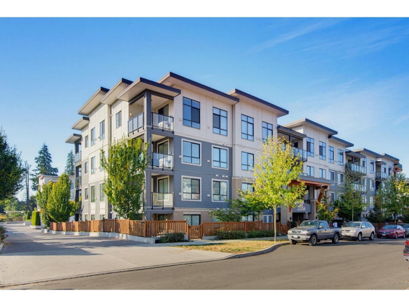 20356 72B Avenue Langley British Columbia, V2Y 4J9 - 2 Bedrooms Condo For Sale