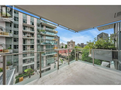 1180 BROUGHTON Street | Vancouver British Columbia | Slide Image Sixteen