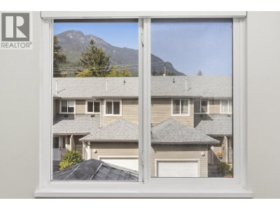 40200 GOVERNMENT Road | Squamish British Columbia | Slide Image Twenty-one