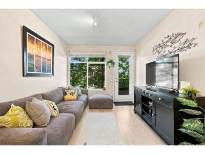 10499 UNIVERSITY Drive | Surrey British Columbia | Slide Image Three