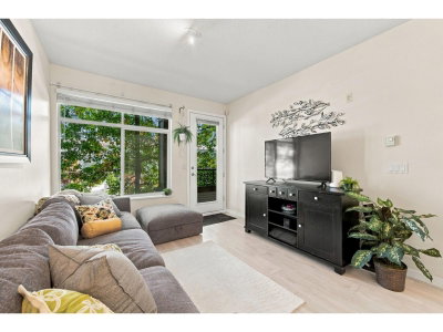 10499 UNIVERSITY Drive | Surrey British Columbia | Slide Image Four