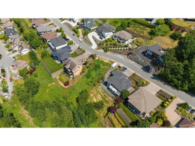 7287 MOUNT THURSTON Drive | Chilliwack British Columbia | Slide Image Two