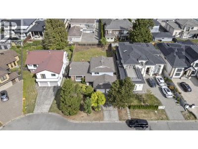 4391 DEERFIELD Crescent | Richmond British Columbia | Slide Image Five