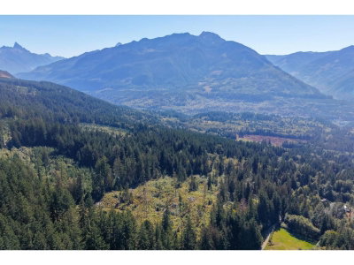 50365 ELK VIEW Road | Chilliwack British Columbia | Slide Image Five