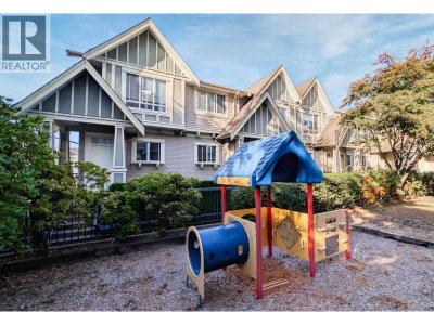 4288 SARDIS Street | Burnaby British Columbia | Slide Image Thirty-two
