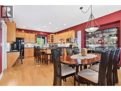 1708 PADDOCK Drive | Coquitlam British Columbia | Slide Image Thirteen