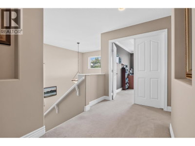 1708 PADDOCK Drive | Coquitlam British Columbia | Slide Image Twenty-one