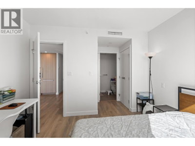 308 ALDERSON Avenue | Coquitlam British Columbia | Slide Image Thirteen