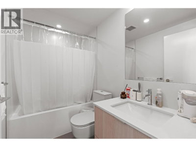 308 ALDERSON Avenue | Coquitlam British Columbia | Slide Image Seventeen