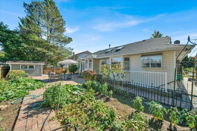 15747 92A Avenue | Surrey British Columbia | Slide Image Thirty-one