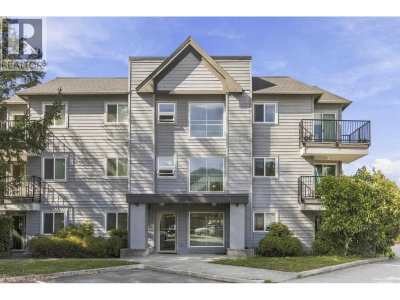 40120 WILLOW Crescent | Squamish British Columbia | Slide Image Eighteen