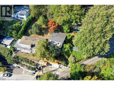 2787 PANORAMA Drive | North Vancouver British Columbia | Slide Image Twenty-three