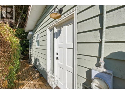2787 PANORAMA Drive | North Vancouver British Columbia | Slide Image Twenty-four