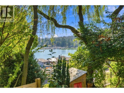 2787 PANORAMA Drive | North Vancouver British Columbia | Slide Image Twenty-five