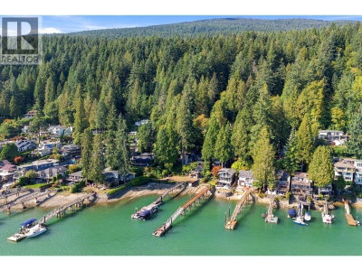 2787 PANORAMA Drive | North Vancouver British Columbia | Slide Image Thirty-six