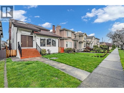 2843 22ND Avenue | Vancouver British Columbia | Slide Image Thirty-two