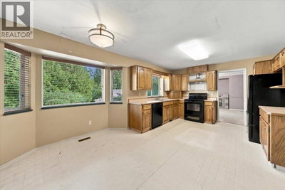 21583 126 Avenue | Maple Ridge British Columbia | Slide Image Ten