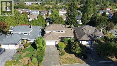 21583 126 Avenue | Maple Ridge British Columbia | Slide Image Two