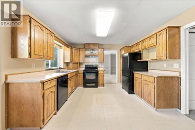 21583 126 Avenue | Maple Ridge British Columbia | Slide Image Eight
