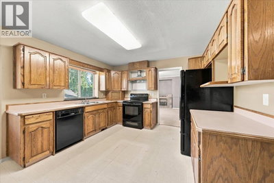 21583 126 Avenue | Maple Ridge British Columbia | Slide Image Nine