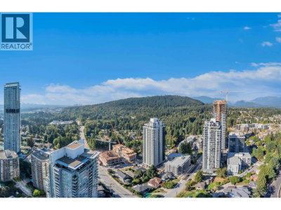 567 CLARKE Road | Coquitlam British Columbia | Slide Image Twenty-three