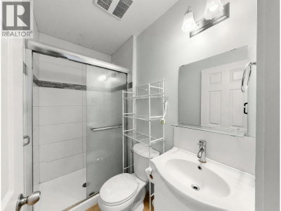 6654 LINDEN Avenue | Burnaby British Columbia | Slide Image Twelve