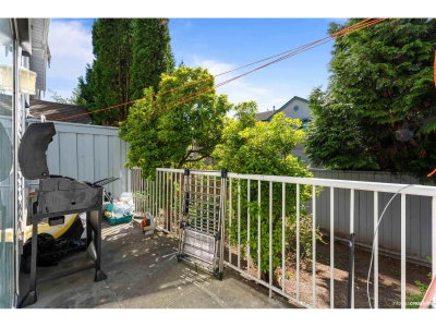 13713 72A Avenue | Surrey British Columbia | Slide Image Twelve