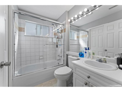 13713 72A Avenue | Surrey British Columbia | Slide Image Sixteen