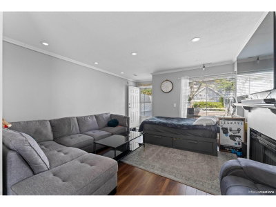 13713 72A Avenue | Surrey British Columbia | Slide Image Six