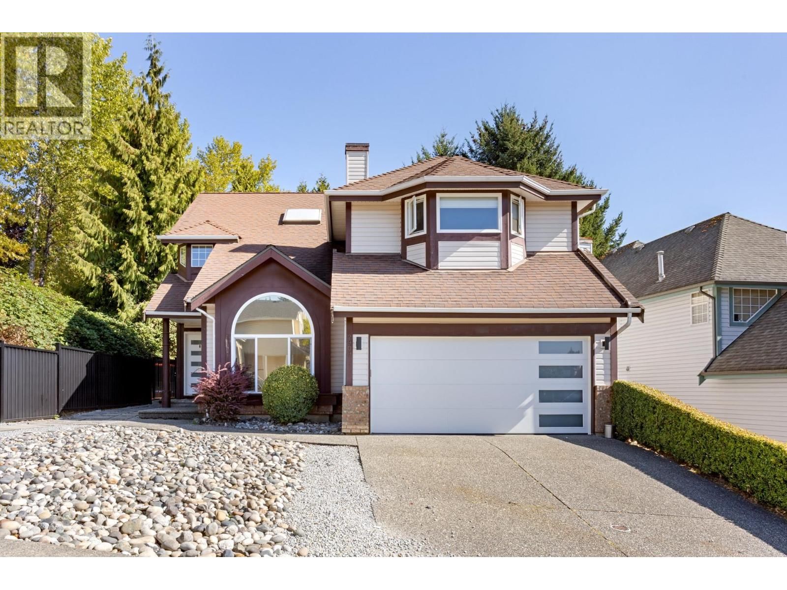 2909 MEADOWVISTA Place, Coquitlam, British Columbia V3E 2R9