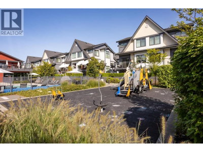 19451 SUTTON Avenue | Pitt Meadows British Columbia | Slide Image Thirty-eight