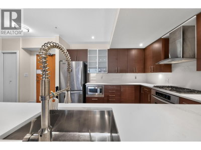 14300 RIVERPORT Way | Richmond British Columbia | Slide Image Thirteen
