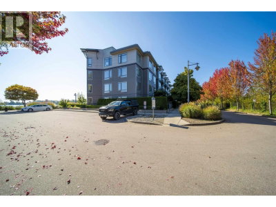 14300 RIVERPORT Way | Richmond British Columbia | Slide Image Thirty-four