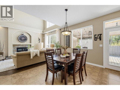 24070 HILL Avenue | Maple Ridge British Columbia | Slide Image Eight
