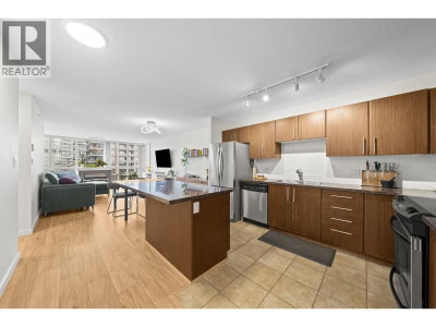 2088 MADISON Avenue | Burnaby British Columbia | Slide Image Three
