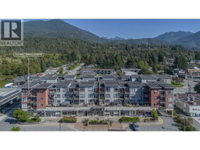 40437 TANTALUS Road | Squamish British Columbia | Slide Image Nineteen