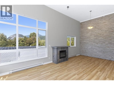 40437 TANTALUS Road | Squamish British Columbia | Slide Image Six