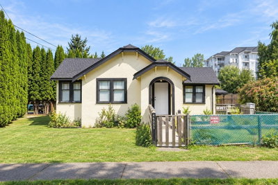 46055 CLEVELAND Avenue | Chilliwack British Columbia | Slide Image One