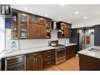 2015 CREELMAN Avenue | Vancouver British Columbia | Slide Image Sixteen