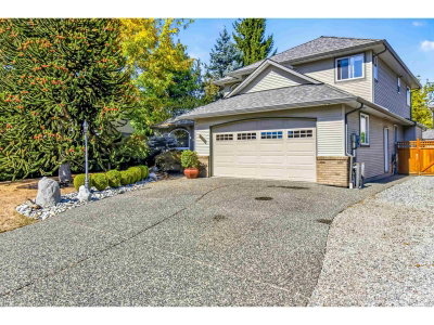 18737 65 Avenue | Surrey British Columbia | Slide Image Two