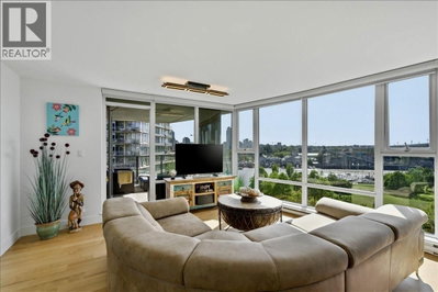 455 BEACH Crescent | Vancouver British Columbia | Slide Image Three