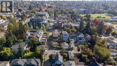 659 22ND Avenue | Vancouver British Columbia | Slide Image Nineteen