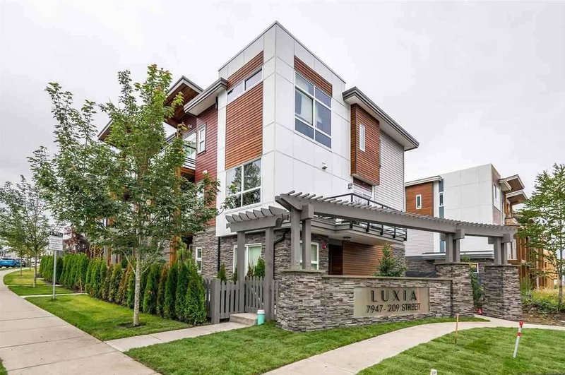 7947 209 Street Langley British Columbia, V2Y 0Y6 - 3 Bedrooms Condo For Sale