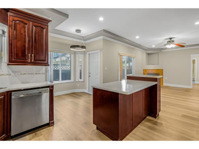 14405 89A Avenue | Surrey British Columbia | Slide Image Nine