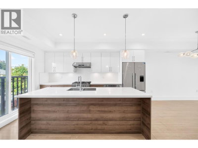9211 MCKIM Way | Richmond British Columbia | Slide Image Twelve