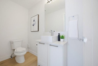 2277 OAK MEADOWS Drive | Surrey British Columbia | Slide Image Thirteen