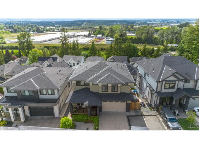 4295 OLD CLAYBURN Road | Abbotsford British Columbia | Slide Image Four